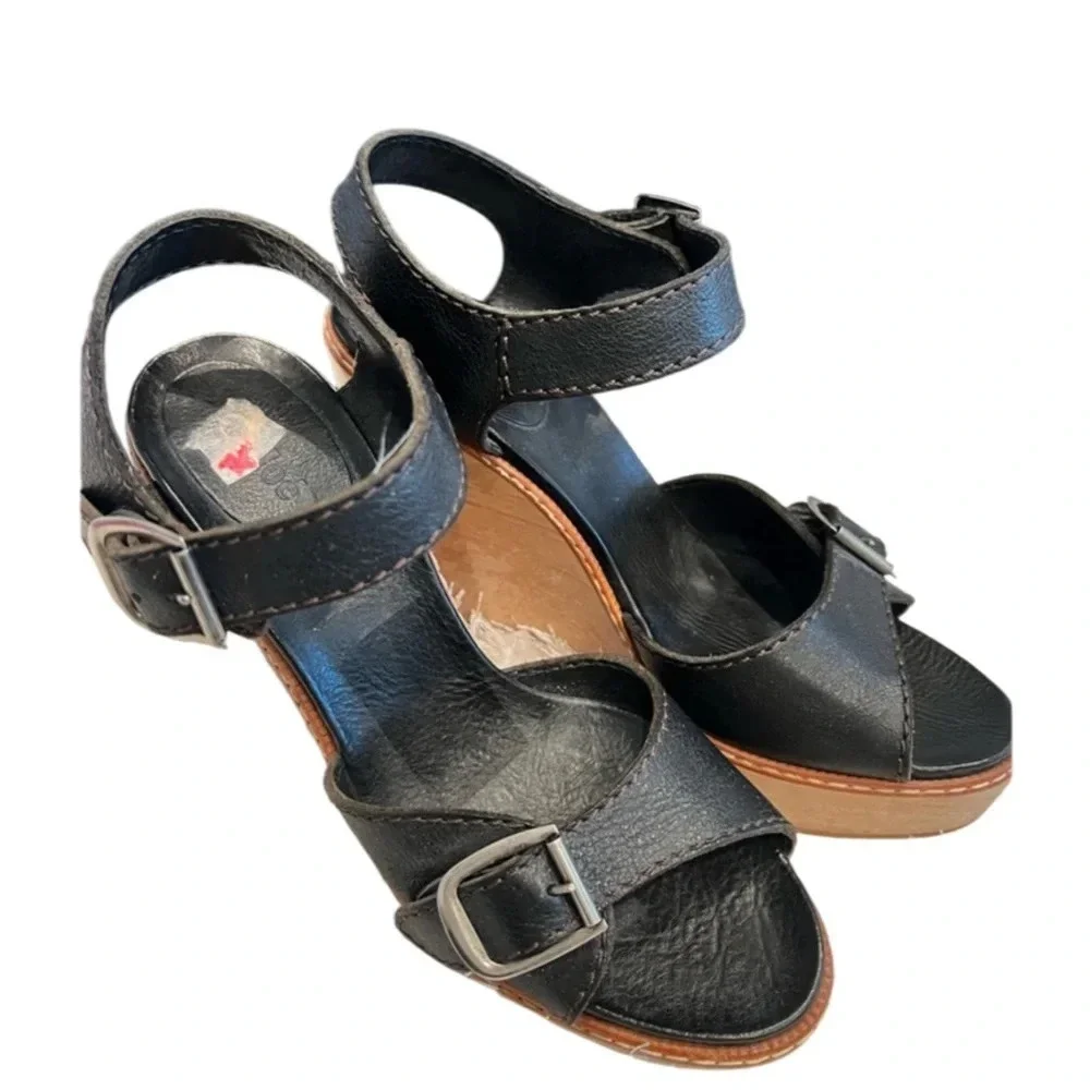 Chloe Black Leather Wooden Wedge Heel